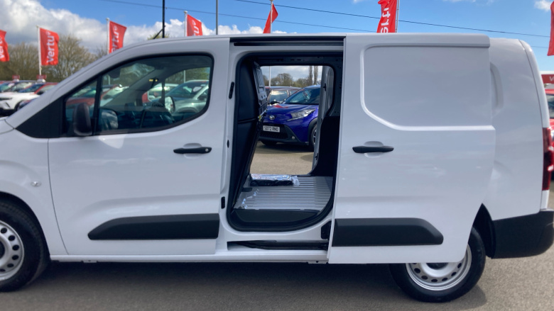 Vauxhall Combo Cargo Combo Xl Diesel 1.5 Turbo D 100ps Prime Plus H1 Van